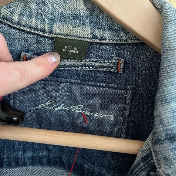 EDDIE BAUER || Womans Small Denim Jean Jacket - Picture 7 of 7